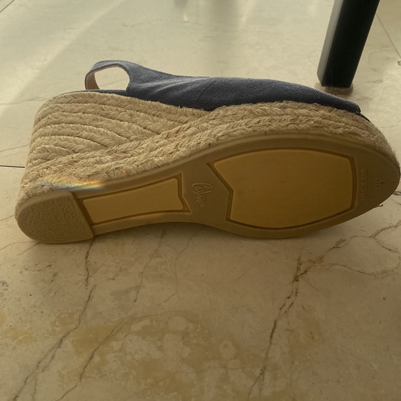 Brand new high sandals 👡 - Picture 3 of 4